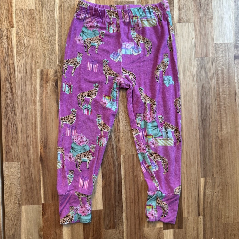 Posh Peanut Holiday Cheetah Bamboo Viscose Pajama Set Purple 2T PJ Long Sleeve - Picture 5 of 8